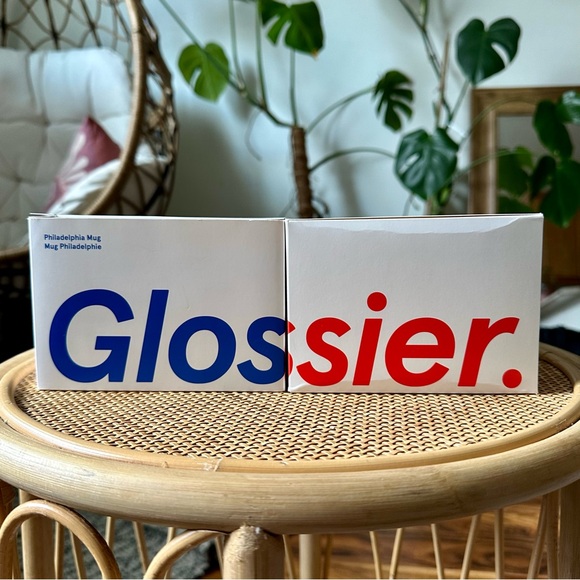 NIB Glossier Mug London & Philadelphia Stacking Set - Picture 11 of 12
